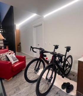 Banyoles Apartment | Stunning JASALPI Apartment Overlooking Banyoles Lake