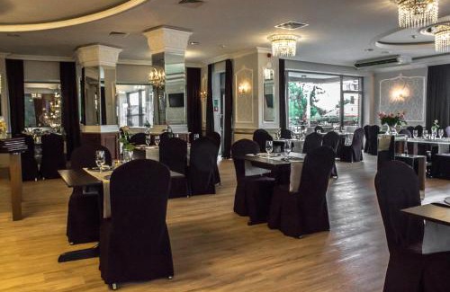 Psie Pole Hotel | Discover Jasek Premium Hotel Wrocław: Pet-Friendly Comfort