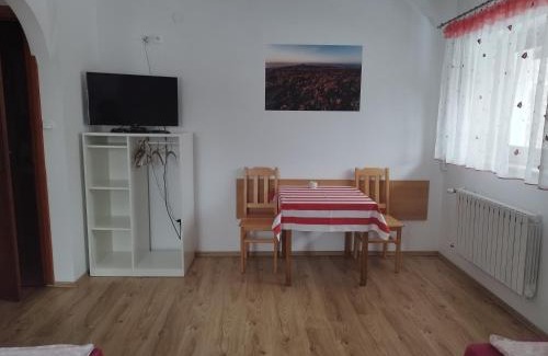 Ladek-Zdroj House | Discover Jaskółka: Pet and Child Friendly Stay, Rated 9.1