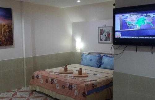 Pattaya Bay House | Welcoming Jasmin Guest House: Family-Friendly Retreat