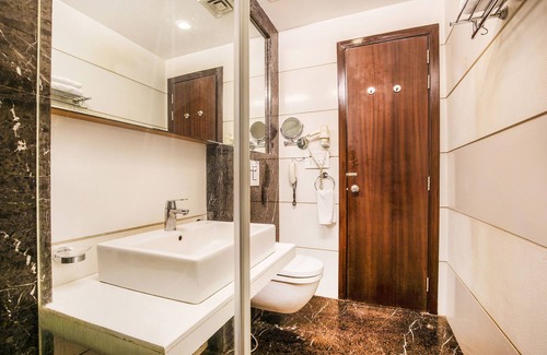 Jasola Hotel | Discover Jasmine Boutique Hotel: Family-Friendly Getaway