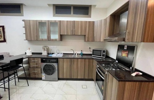 Madaba House | Welcoming Jasmine Flower Hostel: Family-Friendly Retreat