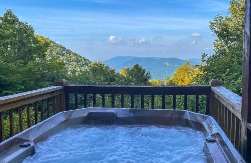 West Jefferson House | Escape to Jasmine Heights - Ideal Family Getaway 2023