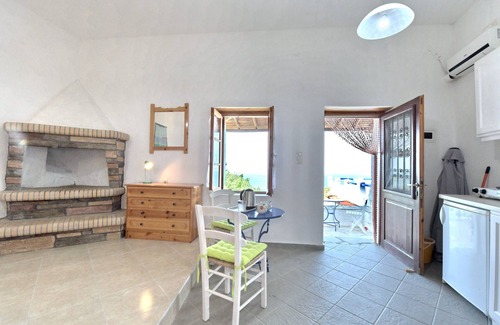 Xanthi Region House | Experience Jasmine Infinity: Panoramic Pool & Oceanfront Bliss