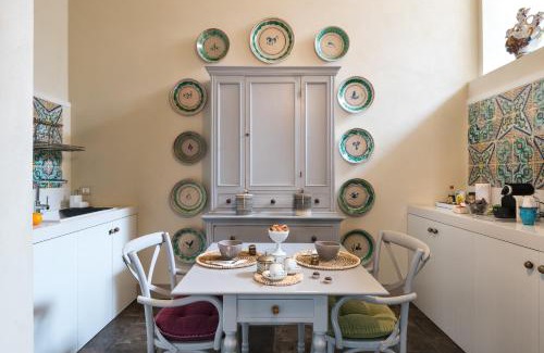 Modica Apartment | Elegant Jasmine Modica House - 4-Star Family Retreat