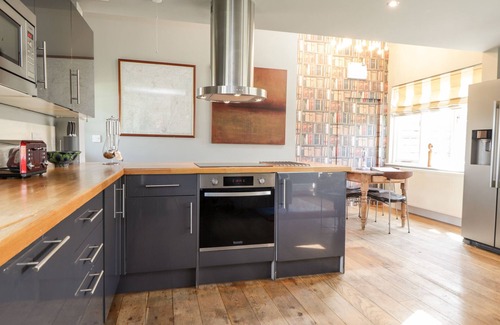 Wittersham Cottage | Jasmine: Cozy Pet-Friendly Holiday Cottage in Iden