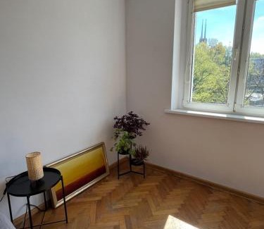 Kamienna Gora Apartment | Stylish Apartment with Balcony in City Center, Rated 9.4/10