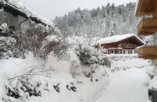 Scheffau am Wilden Kaiser Apartment | Jaspis - Guest Rated 10/10 with Private Sauna & Balcony