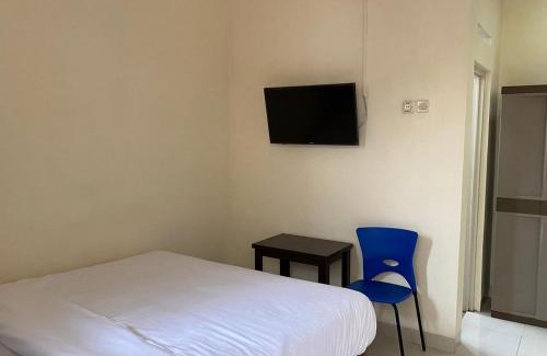 Purwokerto Hotel | Inviting Jatiwinangun Homestay near GOR Satria Purwoketo
