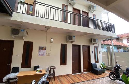 Purwokerto Hotel | Inviting Jatiwinangun Homestay near GOR Satria Purwoketo
