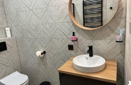 Klaipeda District Municipality Apartment | Cozy Oceanfront Apartments in Svencelė with Hot Tub