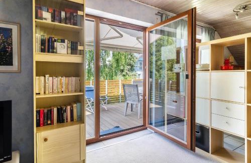 Owingen Apartment | Jaulneau: Family-Friendly Retreat with Pet Amenities