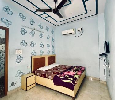 Amritsar House | Family-Friendly Jaura Inn: Comfort for All Budgets