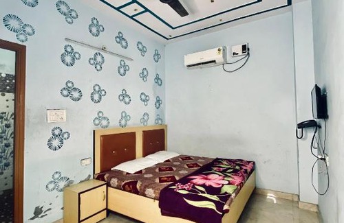 Amritsar House | Family-Friendly Jaura Inn: Comfort for All Budgets