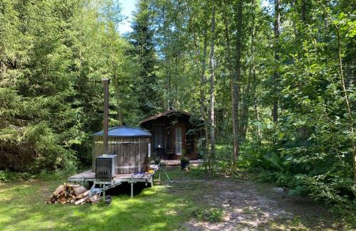 Rahtla Other | Pet-Friendly Retreat at Jausa Metsamaja with Hot Tub