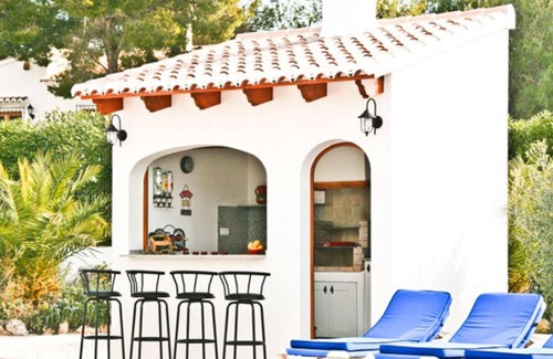 Media Luna Villa | ***JAVEA VILLA*** 5 Bedrooms | Private Pool | Jacuzzi | Free A/C | Free WIFI | BBQ