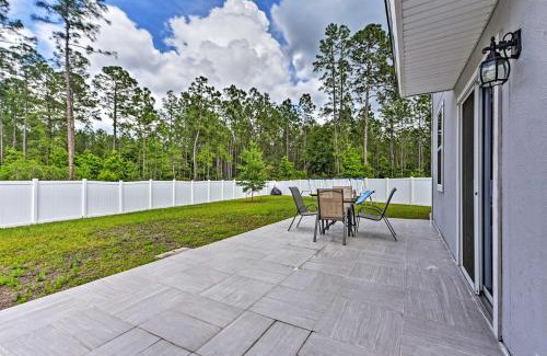 Westside House | Family-Friendly Jax Home with Yard Near Adventure Landing