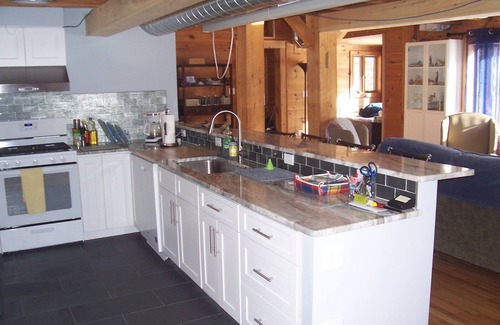 Jay Cabin | Jay Cabin: Pet Friendly Retreat with Pool & Scenic Acres