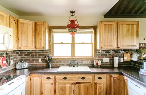 Moab Cabin | Enjoy a Relaxing Stay at Jaydee's Run Cabin Near Moab!