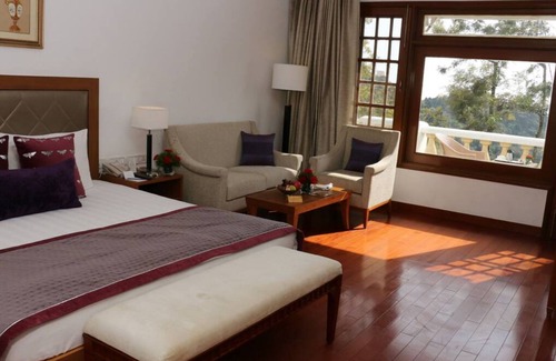 Mussoorie Hotel | Elegant Jaypee Residency Manor with Spa and Pool Access