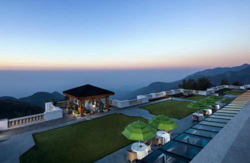 Mussoorie Hotel | Elegant Jaypee Residency Manor with Incredible Amenities