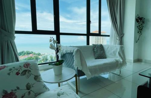 Seri Tanjung Pinang Apartment | Ocean View Jazz Suite with Netflix & Pool Access