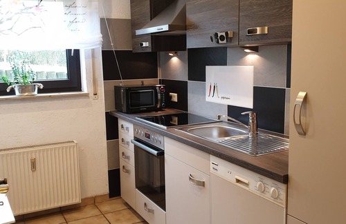 Horinghausen Apartment | Modern Ambience at JB Apartment - Guest Rated 9.8/10