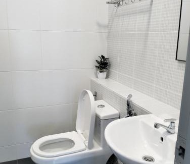 Taman Mount Austin Apartment | Comfortable JB Austin Regency with Pool and Family Amenities