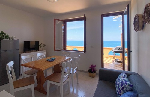 Costa Saracena-Castelluccio Apartment | JERRY BEACH HOUSE