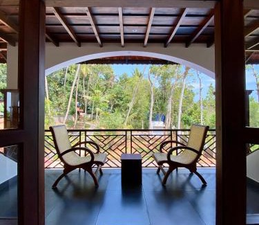 Chowara Apartment | Top-Rated Jeevan Homestay in Kovalam with Breakfast Included
