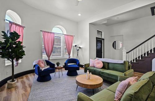 Downtown St. Louis House | Jefferson Avenue- Large St Louis Home Game Room & Walkable Location