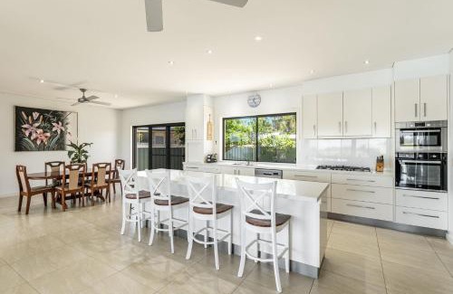 Yamba House | Experience Jeffery River Retreat with the Best Sunsets in Yamba
