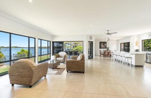 Yamba House | Experience Jeffery River Retreat with the Best Sunsets in Yamba