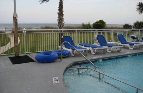Myrtle Beach Condo | Oceanfront Getaway at Ocean Blue Resort - 5BR with Spa & Pool