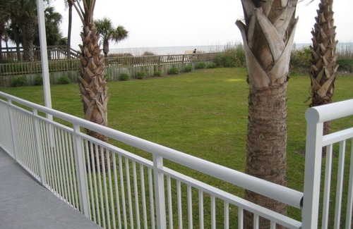Myrtle Beach Condo | Oceanfront Getaway at Ocean Blue Resort - 5BR with Spa & Pool