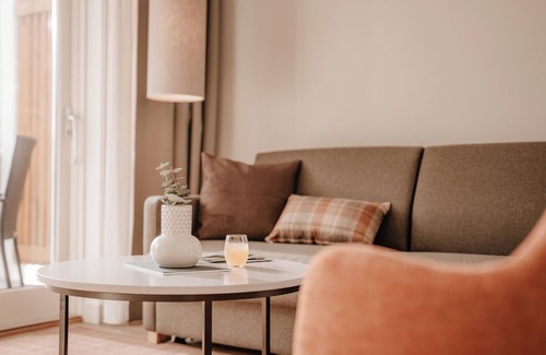 Inderoy Hotel | Discover Jegtvolden Fjordhotell: Family-Friendly Getaway