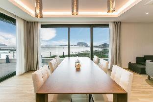 Seongsan Hotel | Discover Jeju Attirance: Oceanfront Views & Family-Friendly