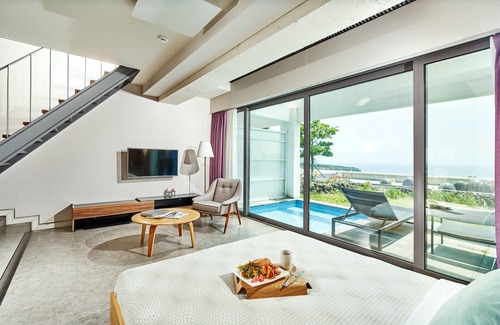 Songsan-dong Hotel | Discover Jeju Bom Museum Stay: Family-Friendly Getaway