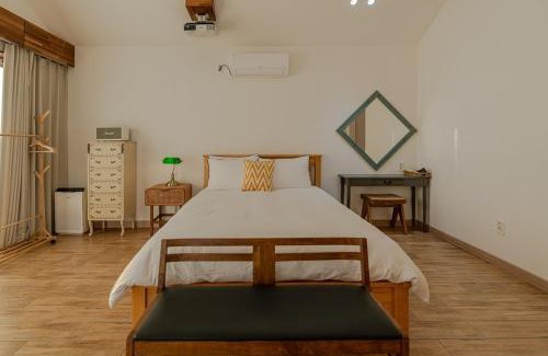 Andeok House | Jeju Cheongsu-ri Haru Private Pension