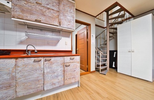 Jocheon House | Eco-Friendly Retreat at Jeju Daeheul Chalet Pension
