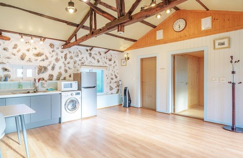 Namwon House | Welcome to Jeju Doldamhankil Pension: Family-Friendly Retreat