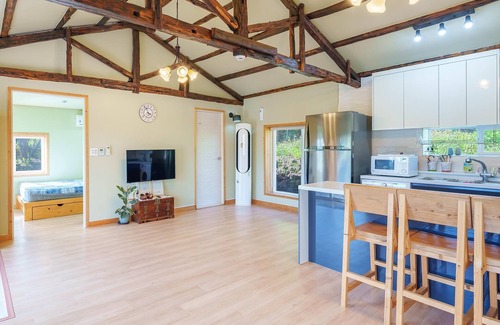 Namwon House | Welcome to Jeju Doldamhankil Pension: Family-Friendly Retreat