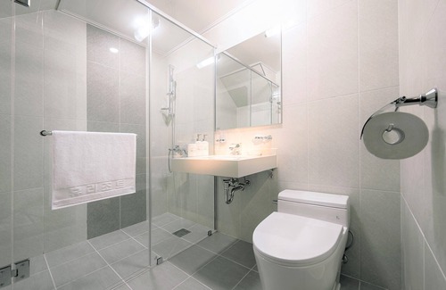 Seongsan Hotel | Discover Jeju Hue Resort: Family-Friendly Getaway Awaits
