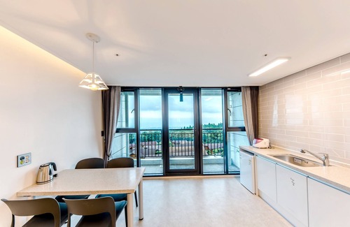 Daecheon-dong Apartment | Experience Jeju I've Resort: Oceanfront Bliss & 4-Star Comfort