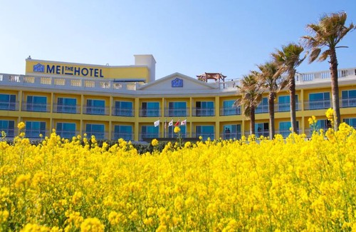 Jocheon Hotel | Discover Jeju Mei The Hotel: Ocean Views & Pool Access