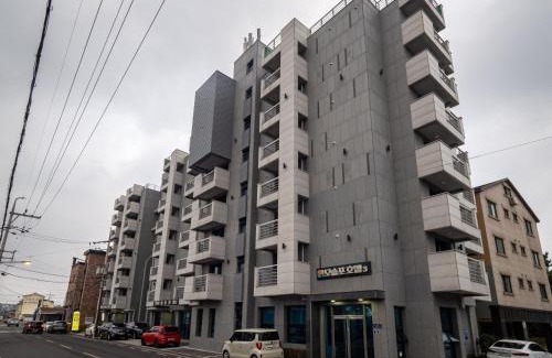 Moseulpo Hotel | Discover Jeju Moseulpo Hotel: Family-Friendly Retreat