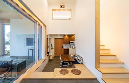 Jongdal-ri House | Exceptional Stay at Jeju Muabyeoljang Dokchaepension