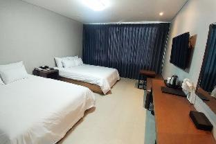 Downtown Hotel | Discover Jeju Noblesse Hotel: Family-Friendly Retreat