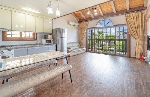 Aewol House | Family-Friendly Retreat at Jeju Sigan Yeohaeng Huyang Pension