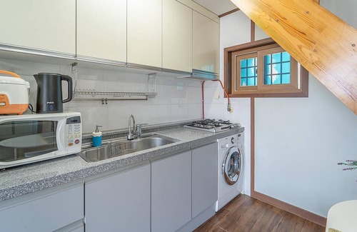 Aewol House | Family-Friendly Retreat at Jeju Sigan Yeohaeng Huyang Pension